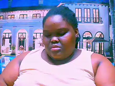 Snapshot of EbonyHotBuns chatting on October 10, 2025, 5:30 am EbonyHotBuns online show from October 10, 2025, 5:30 am