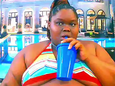 Snapshot of EbonyHotBuns chatting on March 22, 2026, 8:49 am EbonyHotBuns online show from March 22, 2026, 8:49 am