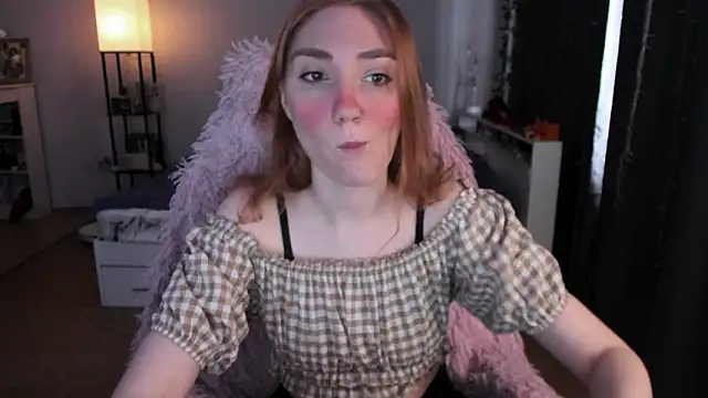 Snapshot of ReddHotPipper chatting on March 9, 2026, 3:43 am ReddHotPipper online show from March 9, 2026, 3:43 am