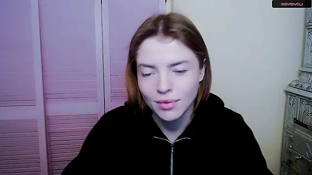 MissOliviaa  online show from January 24, 2025, 1:57 pm