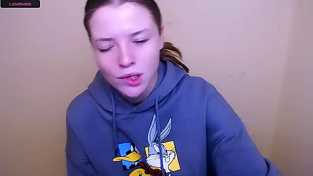 MissOliviaa  online show from January 29, 2025, 7:46 am