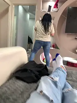 lora19922 online show from February 12, 2026, 1:00 pm