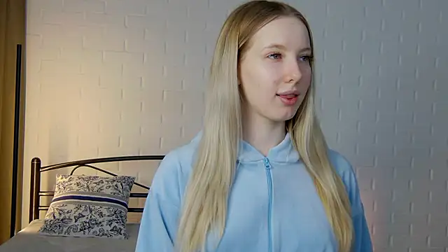 Snapshot of KarnetJ chatting on February 5, 2026, 7:04 am KarnetJ online show from February 5, 2026, 7:04 am