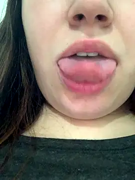 Snapshot of lalinha_sapeka chatting on September 29, 2025, 9:49 am lalinha sapeka online show from September 29, 2025, 9:49 am