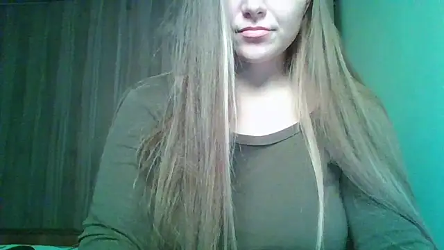 Snapshot of Evasapples chatting on November 28, 2025, 9:37 pm Evasapples online show from November 28, 2025, 9:37 pm