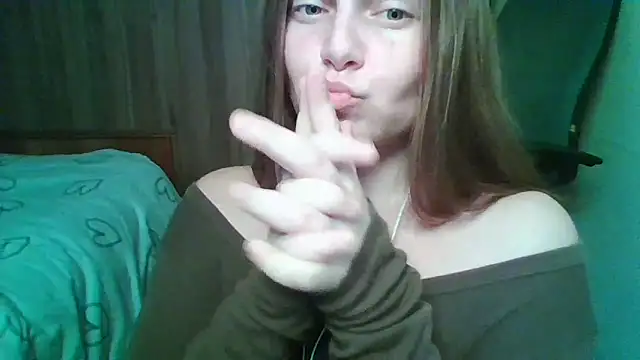 Snapshot of Evasapples chatting on February 18, 2026, 10:06 pm Evasapples online show from February 18, 2026, 10:06 pm