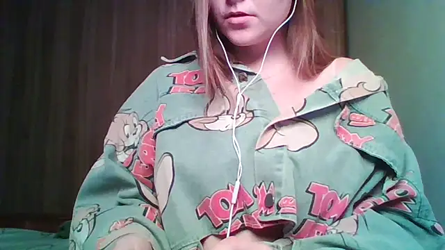 Snapshot of Evasapples chatting on February 4, 2026, 7:09 pm Evasapples online show from February 4, 2026, 7:09 pm