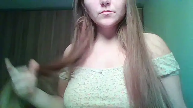 Snapshot of Evasapples chatting on February 22, 2026, 11:06 pm Evasapples online show from February 22, 2026, 11:06 pm