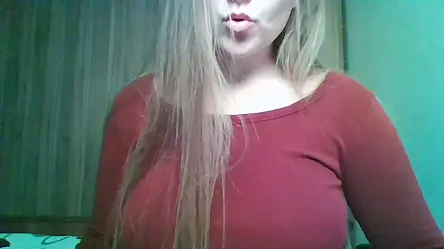 Snapshot of Evasapples chatting on November 29, 2025, 7:25 pm Evasapples online show from November 29, 2025, 7:25 pm