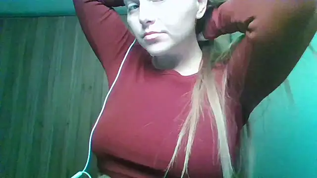 Evasapples online show from December 2, 2025, 1:13 pm