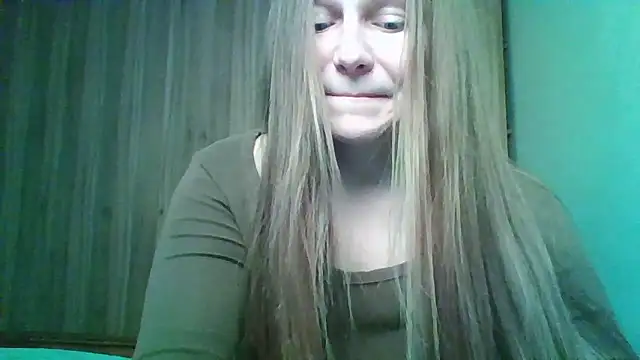 Snapshot of Evasapples chatting on January 16, 2026, 7:18 pm Evasapples online show from January 16, 2026, 7:18 pm