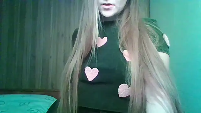 Snapshot of Evasapples chatting on February 17, 2026, 11:57 pm Evasapples online show from February 17, 2026, 11:57 pm