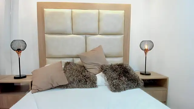 TifanyVega online show from February 27, 2025, 4:10 pm