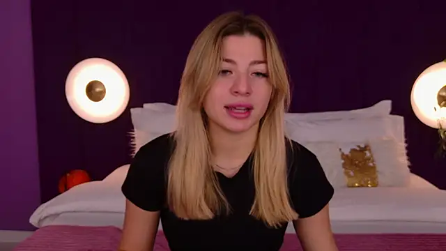 HelenaMorgan online show from October 23, 2025, 3:05 am