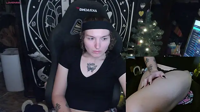 BrandiWRLD 999 online show from January 17, 2025, 2:18 am