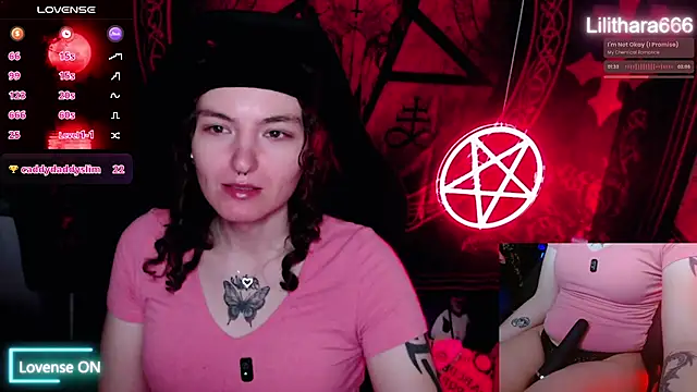 BrandiWRLD 999 online show from October 31, 2025, 5:53 pm