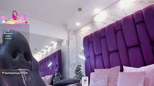 emma carterr1 online show from December 14, 2025, 9:15 am