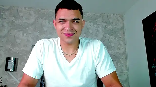 Snapshot of gerson_zt chatting on February 27, 2025, 12:25 am gerson zt online show from February 27, 2025, 12:25 am