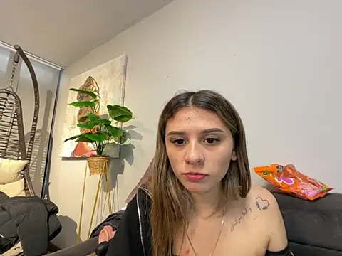 Snapshot of aliisonn_parker26 chatting on March 10, 2025, 10:24 pm aliisonn parker26 online show from March 10, 2025, 10:24 pm