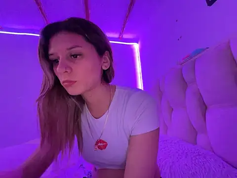 Snapshot of aliisonn_parker26 chatting on March 12, 2025, 8:31 pm aliisonn parker26 online show from March 12, 2025, 8:31 pm