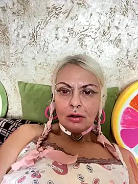 Gardener of Illusions online show from September 13, 2025, 2:28 pm