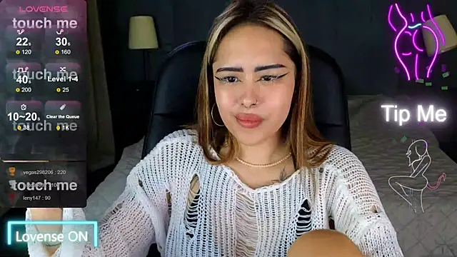 baby  kim online show from November 24, 2025, 8:03 am