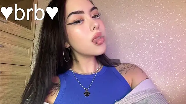 Snapshot of baby__kim chatting on April 14, 2026, 8:47 pm baby kim online show from April 14, 2026, 8:47 pm