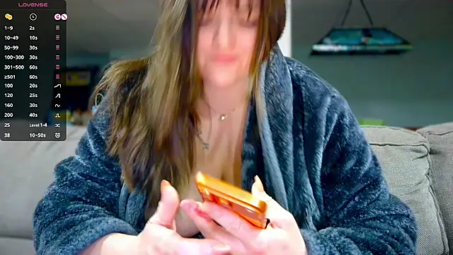 Snapshot of princess_emily4723 chatting on April 6, 2026, 2:07 am princess emily4723 online show from April 6, 2026, 2:07 am