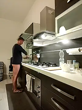 Snapshot of Coolandgang chatting on January 6, 2025, 6:14 am Coolandgang online show from January 6, 2025, 6:14 am