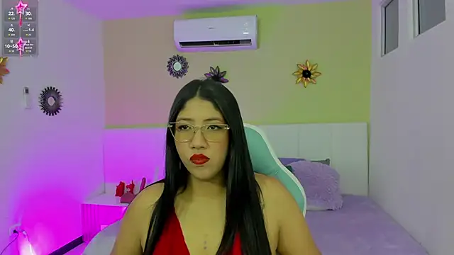 Snapshot of estrella_bigboobs14 chatting on September 25, 2025, 6:25 pm estrella bigboobs14 online show from September 25, 2025, 6:25 pm