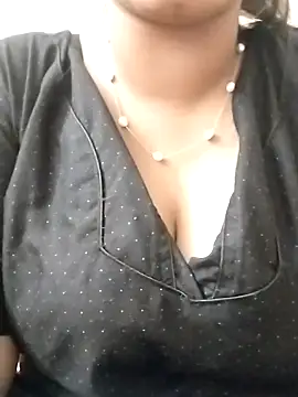 Sexy-Shalinii online show from November 23, 2025, 1:15 am