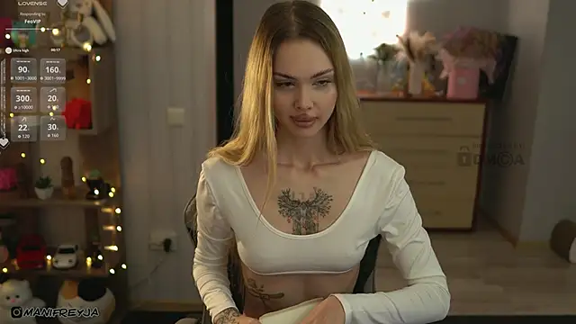 ManiFreyja online show from September 10, 2025, 8:57 am