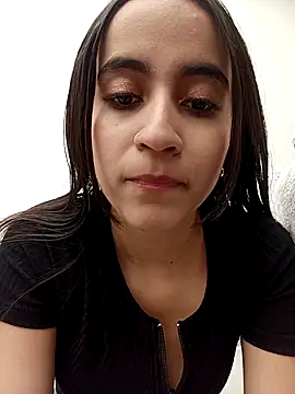 Mia Fischer online show from November 28, 2025, 7:03 pm