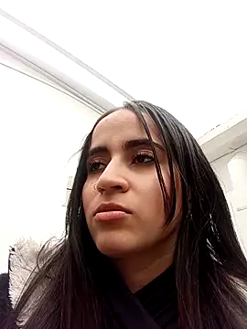 Mia Fischer online show from September 11, 2025, 7:03 pm