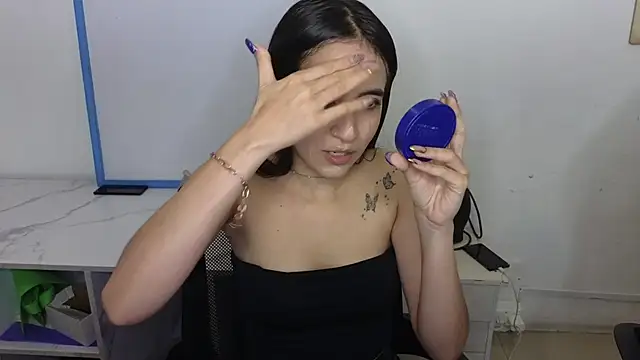 Mia Fischer online show from January 10, 2026, 2:23 pm