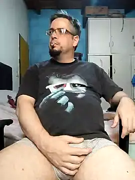 Snapshot of MrBig_2024 chatting on January 24, 2025, 4:39 pm MrBig 2024 online show from January 24, 2025, 4:39 pm