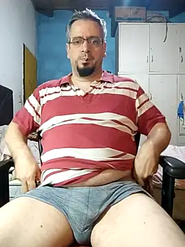 Snapshot of MrBig_2024 chatting on February 25, 2025, 8:42 pm MrBig 2024 online show from February 25, 2025, 8:42 pm