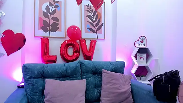 andreasc69   online show from February 18, 2025, 9:53 pm