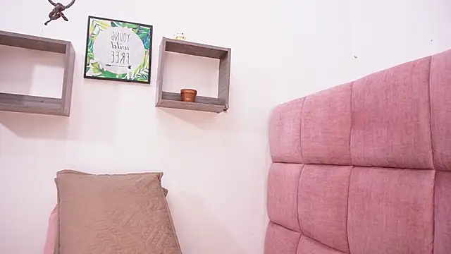Snapshot of samantha_sw chatting on October 8, 2025, 3:19 am samantha sw online show from October 8, 2025, 3:19 am