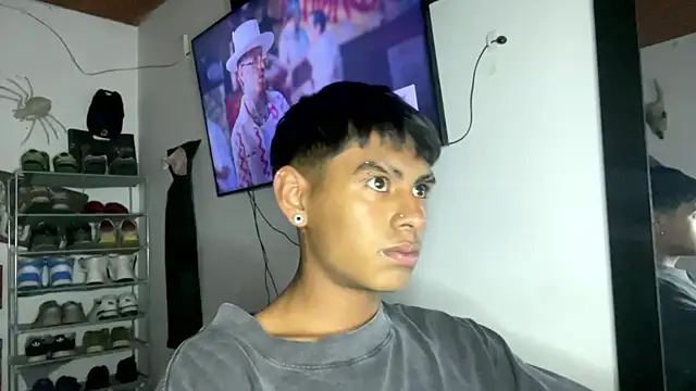  Billowy  online show from November 17, 2025, 10:25 pm