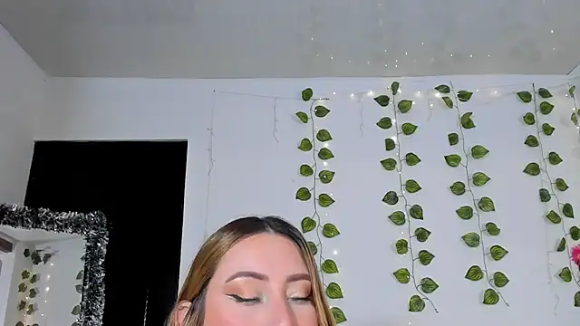 JanneKim online show from April 6, 2026, 2:07 pm