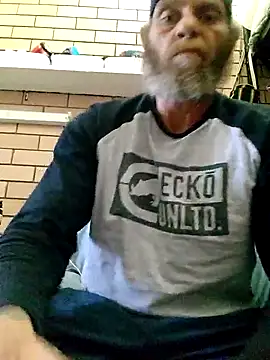 Snapshot of Deonlonely1 chatting on September 12, 2025, 12:11 am Deonlonely1 online show from September 12, 2025, 12:11 am