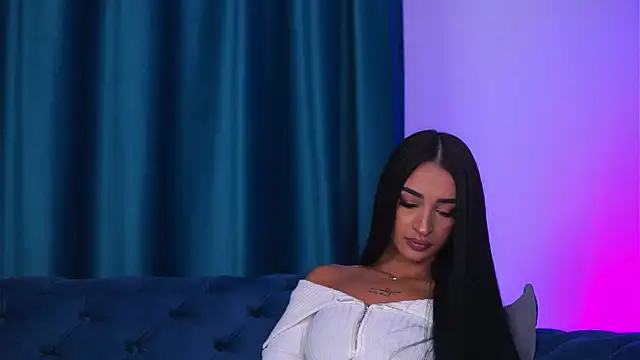 DeniseDevilles online show from April 30, 2026, 8:57 pm