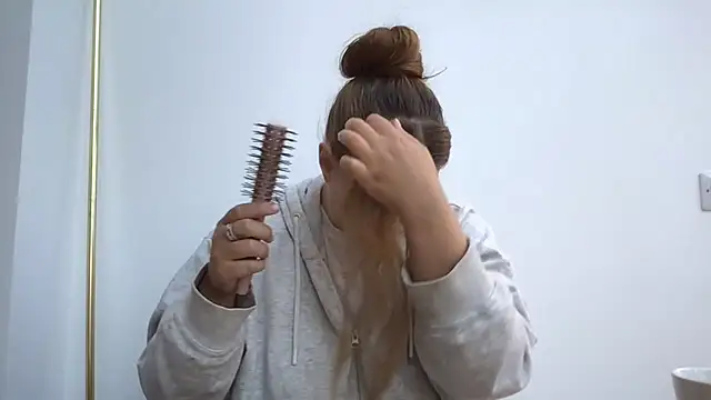 Krystal Tx online show from September 27, 2025, 6:52 am