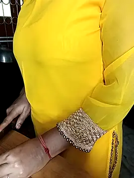 EeshaBhabi online show from March 5, 2026, 8:33 am