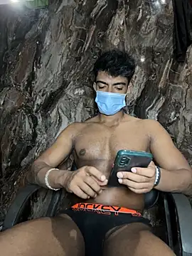 rony6663 online show from November 4, 2025, 5:17 pm