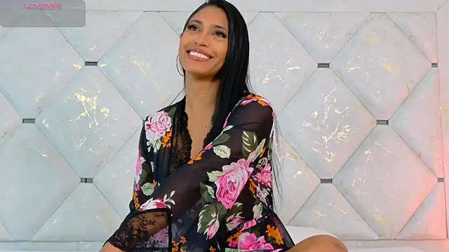 Anna risse online show from October 6, 2025, 4:13 am