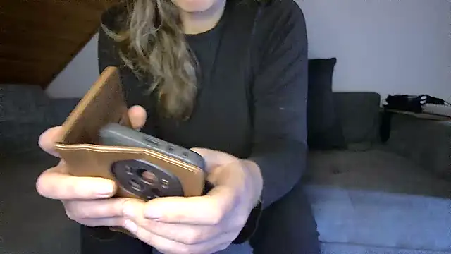 Snapshot of stunning_Rosi chatting on October 28, 2025, 8:46 am stunning Rosi online show from October 28, 2025, 8:46 am