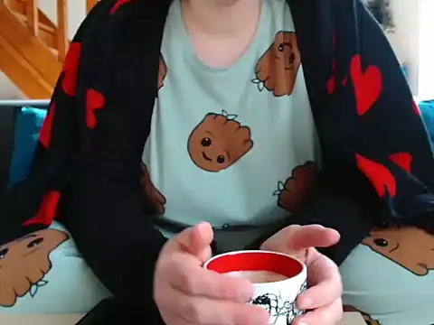 Lauzo21 online show from February 15, 2026, 12:37 pm