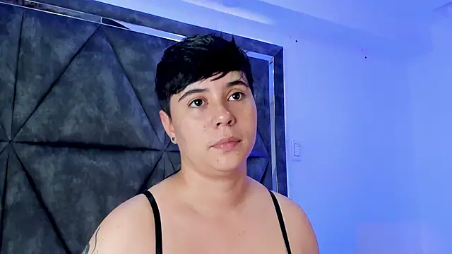Snapshot of AbbySmiitth_ chatting on April 29, 2026, 10:05 pm AbbySmiitth online show from April 29, 2026, 10:05 pm